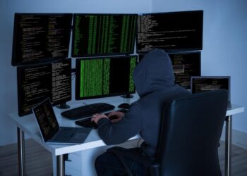 Хакери Anonymous на частоті російських окупантів запустили гімн України