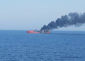 Міністерство інфраструктури України: Агресор обстріляв 2 іноземні судна біля порту Південний​