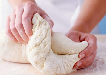 Тісто для піци з молоком