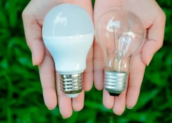 Укрпошта: 7 мільйонів LED-ламп доступно для обміну за програмою ЄС та уряду