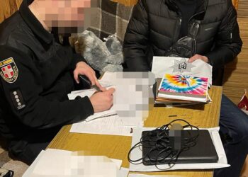 Поліція викрила ще один канал переправлення ухилянтів за кордон на Волині