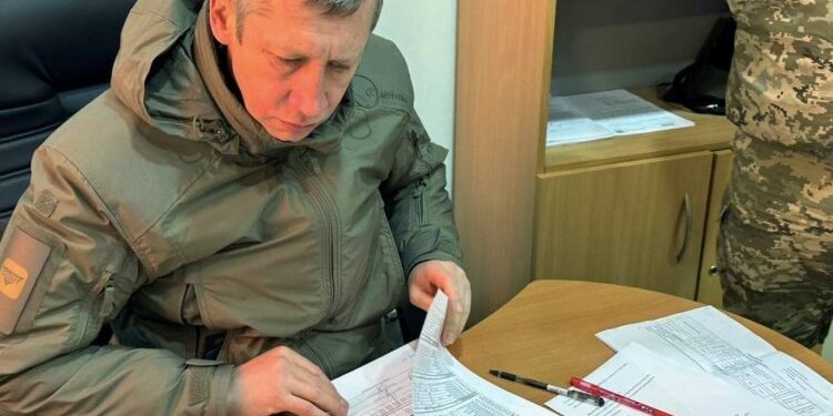 Заступник Міністра оборони перевірив продуктові склади на сході України