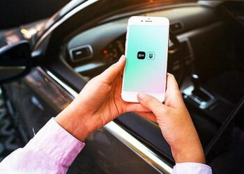 Профільний комітет у ВР підтримав законопроєкт розмитнення авто в Дії